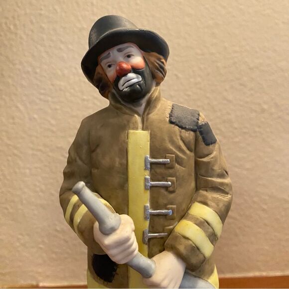 Emmett Kelly Jr Collection Flambro Fire Fighter Fireman Clown with Dog Figurine - Picture 3 of 16
